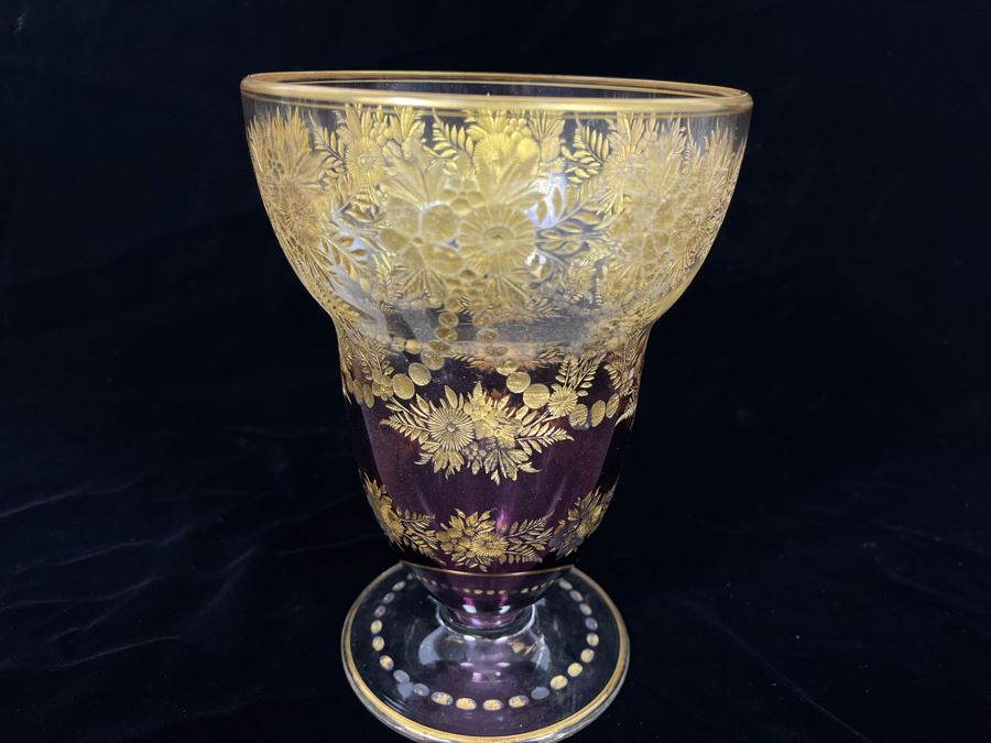 Vintage Hand Painted Gold Etched Glass Footed Graduated Purple Vase 7.5H [Photo 3]