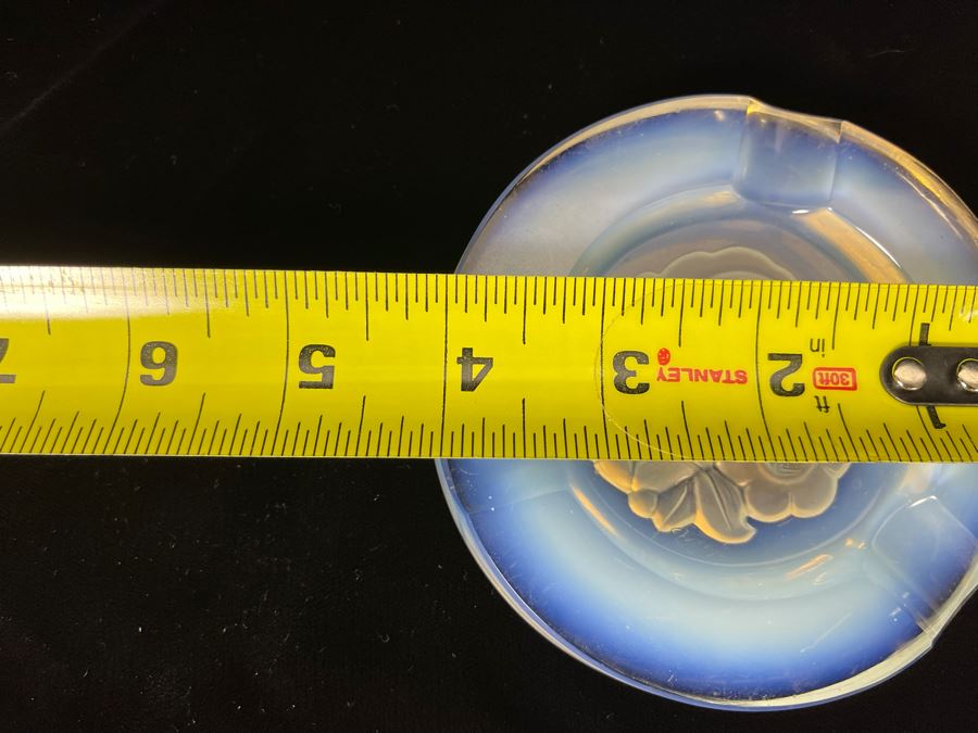 Pair Of Art Deco Period Signed Verlys Oppalescent French Glass Ashtrays 4R [Photo 8]