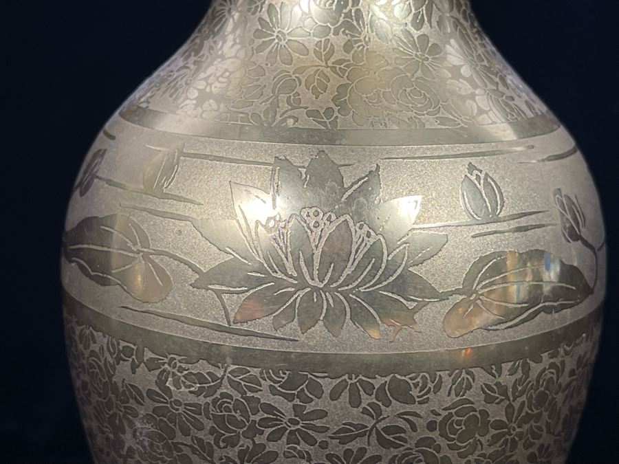 Signed Beautifully Hand Painted Gold Porcelain Vase 6.5H [Photo 3]