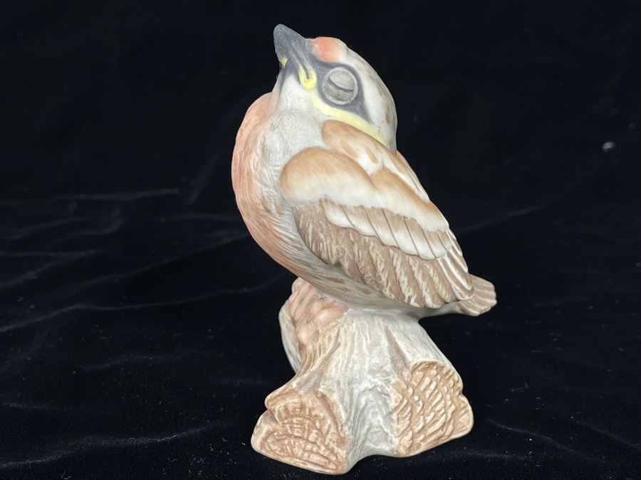 Boehm Porcelain Figurine Titled 'Fledgling Red Poll' 4H [Photo 3]