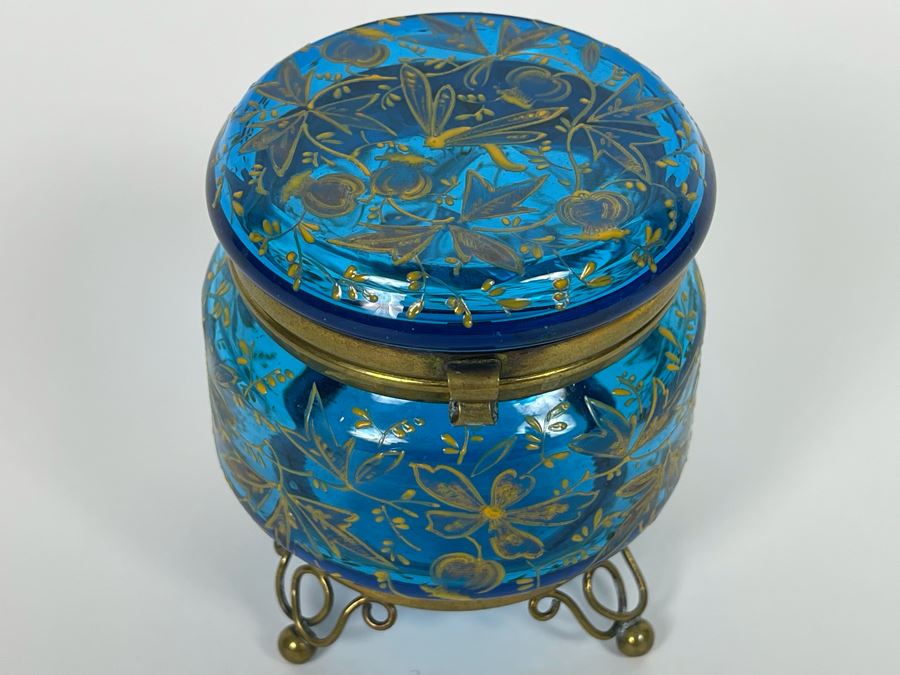 Vintage Hand Painted Footed Blue Glass Powder Vanity Jar With Gilt Metal 3.5H [Photo 2]