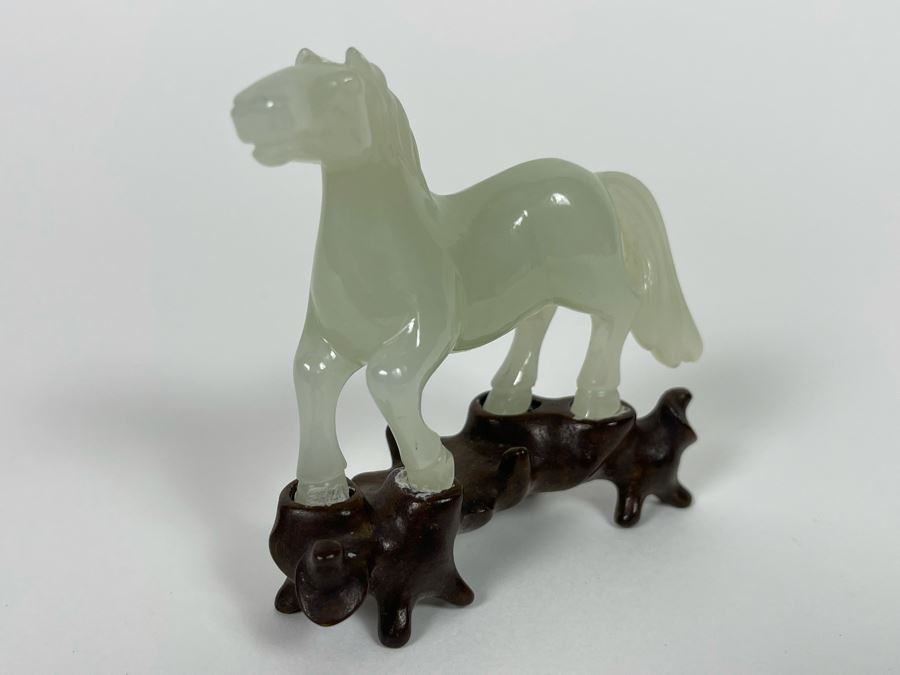 Vintage Chinese Carved Jade Horse On Custom Wooden Stand 3W X 3H [Photo 4]