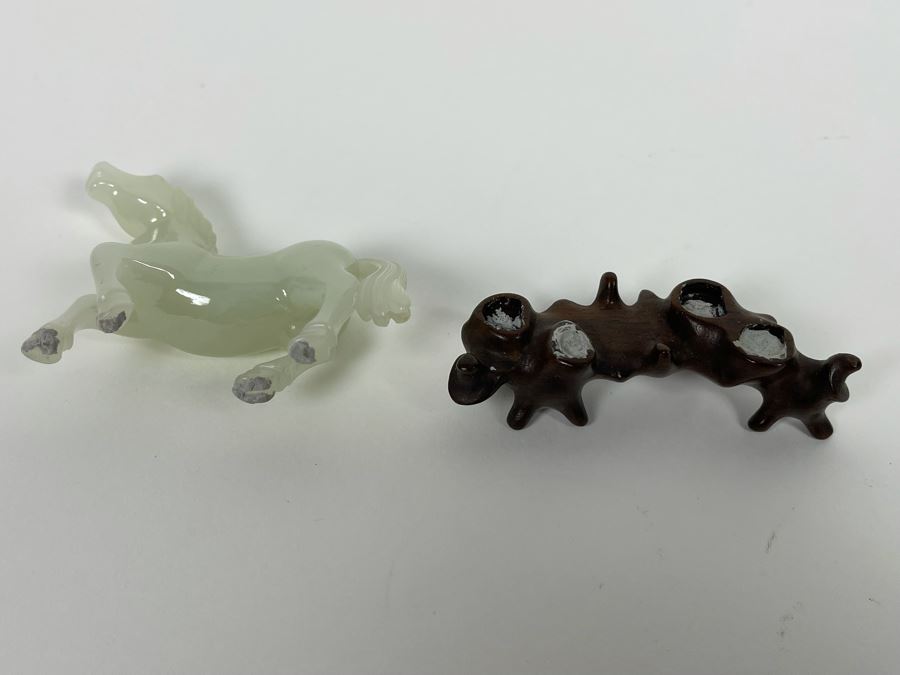 Vintage Chinese Carved Jade Horse On Custom Wooden Stand 3W X 3H [Photo 7]