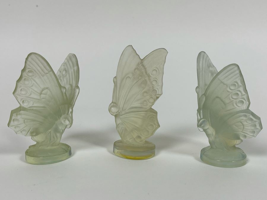 Signed Sabino France Opalescent Glass Butterfly Figurines (Set Of Three) 2.5H [Photo 1]