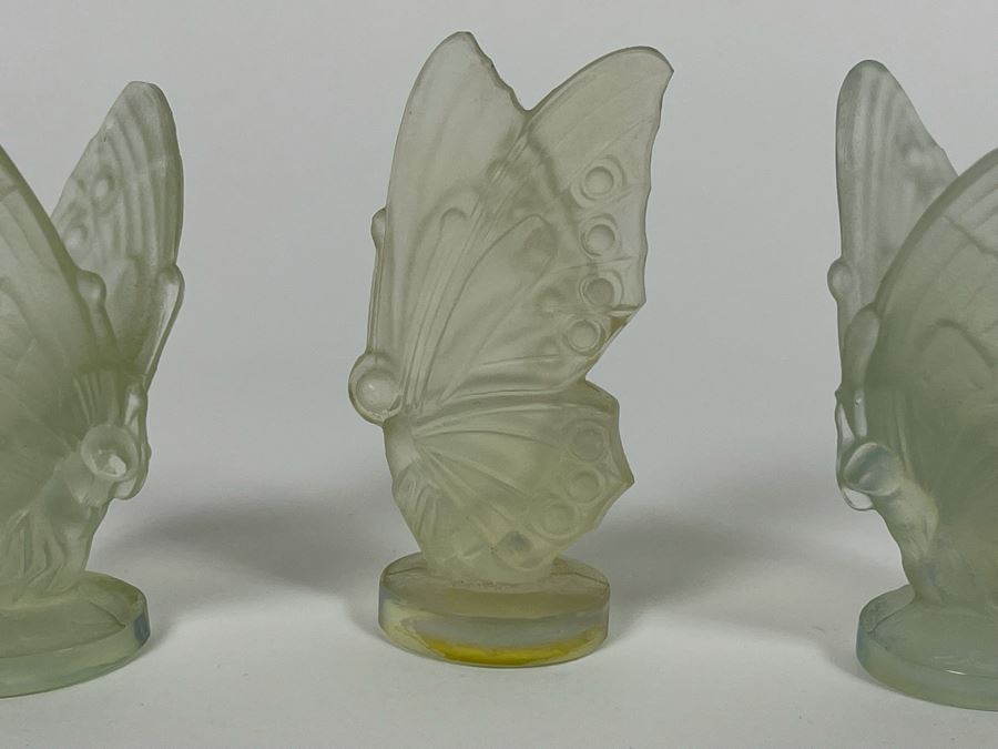 Signed Sabino France Opalescent Glass Butterfly Figurines (Set Of Three) 2.5H [Photo 4]