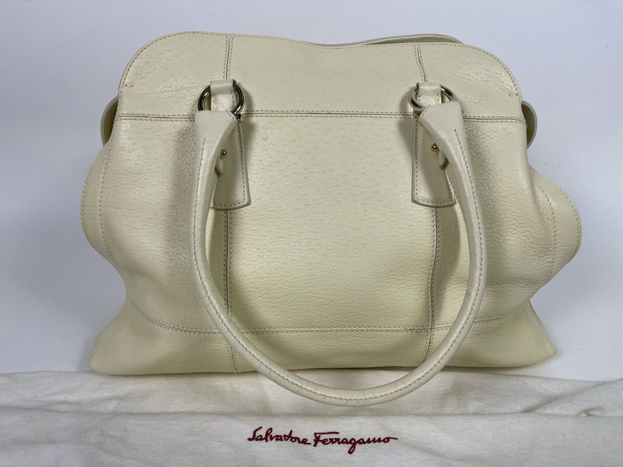 Like New Salvatore Ferragamo Leather Handbag With Dust Cover Made In Italy