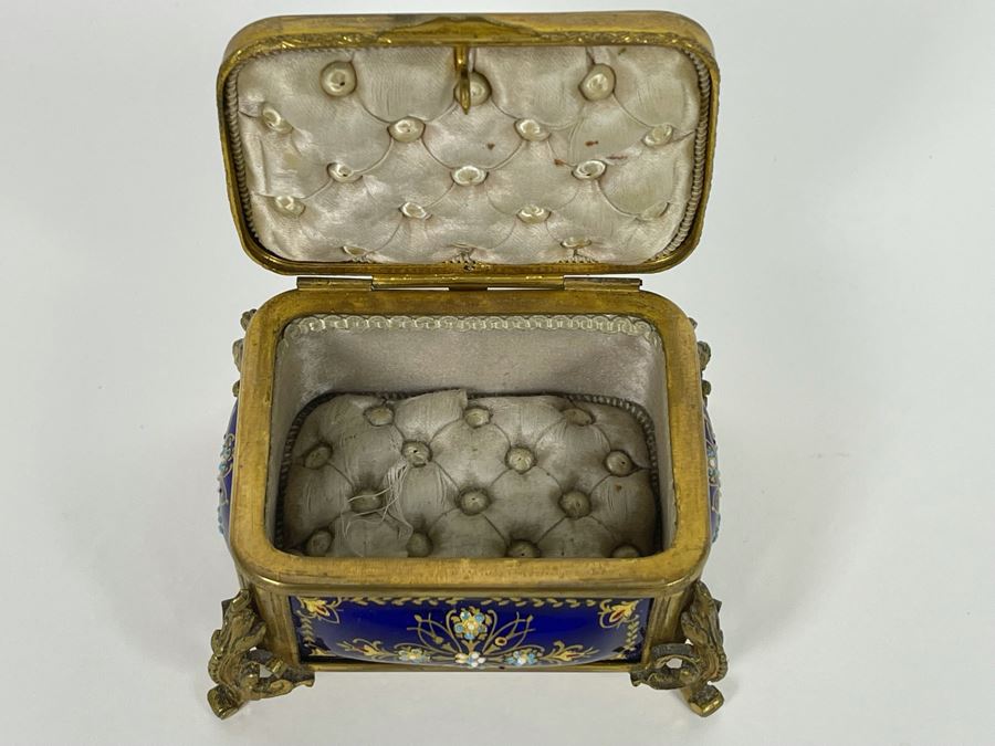 Vintage Hand Painted Decorated Footed Jewelry Box With Gilt Metal And Tufted Cushion Lining 3.5W X 2.5D X 2.25H [Photo 5]