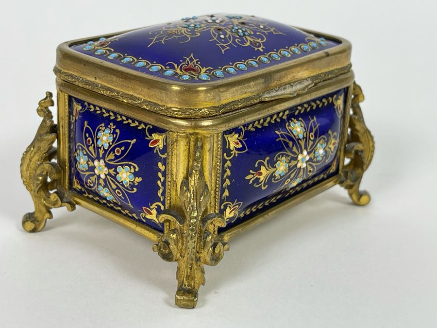 Vintage Hand Painted Decorated Footed Jewelry Box With Gilt Metal And Tufted Cushion Lining 3.5W X 2.5D X 2.25H [Photo 8]