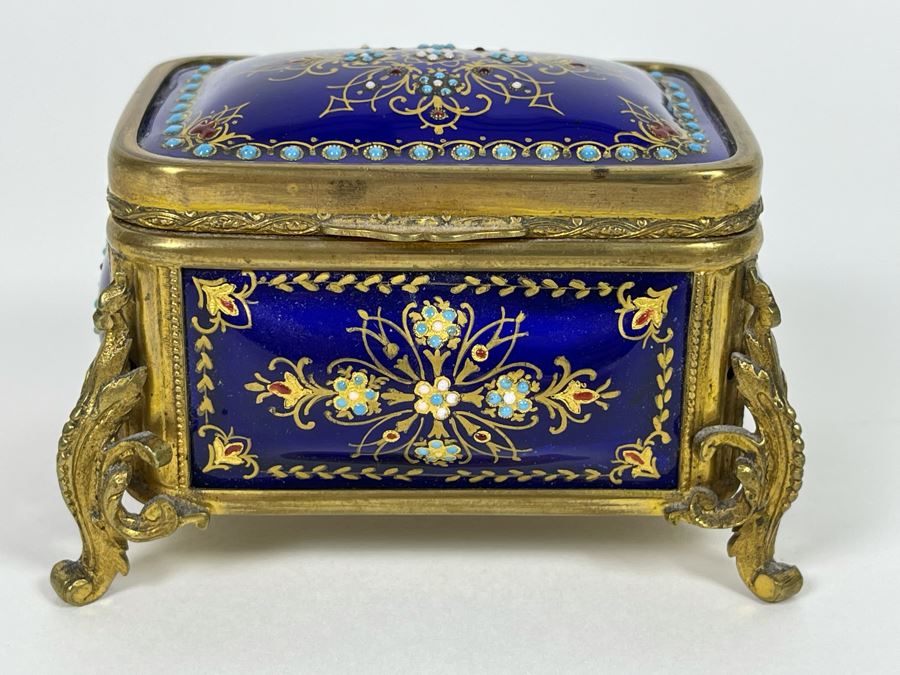 Vintage Hand Painted Decorated Footed Jewelry Box With Gilt Metal And Tufted Cushion Lining 3.5W X 2.5D X 2.25H [Photo 1]