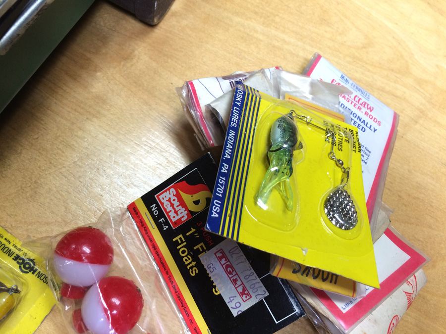 Vintage Metal Kennedy Tackle Box Packed with Vintage Lures and Fishing Equipment [Photo 34]