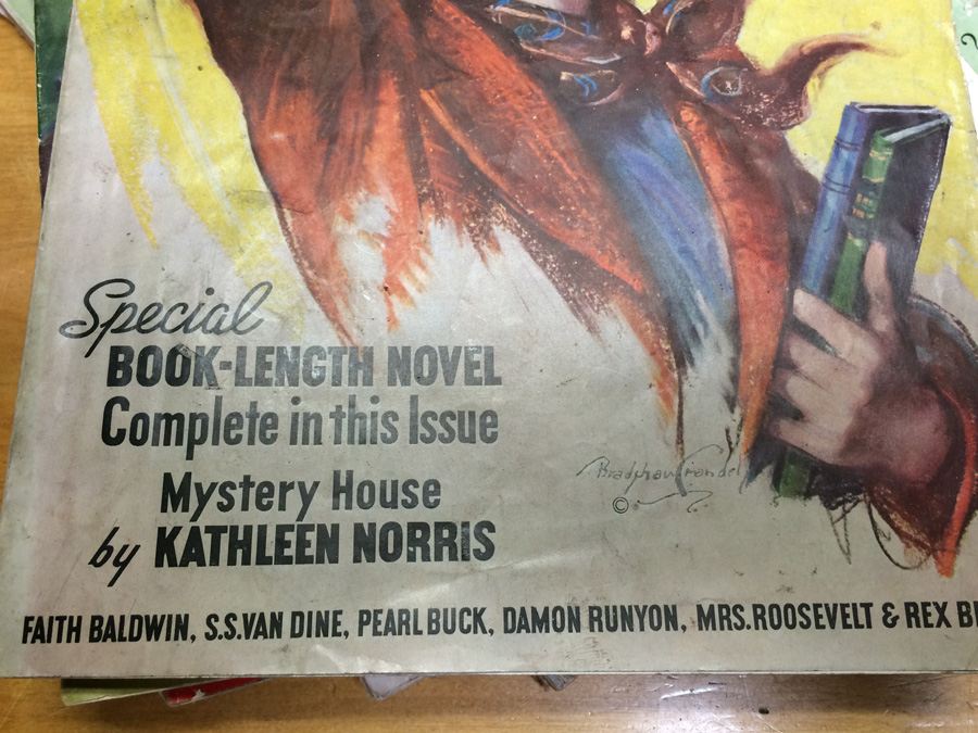 Vintage 1930's Cosmopolitan Magazines [Photo 2]