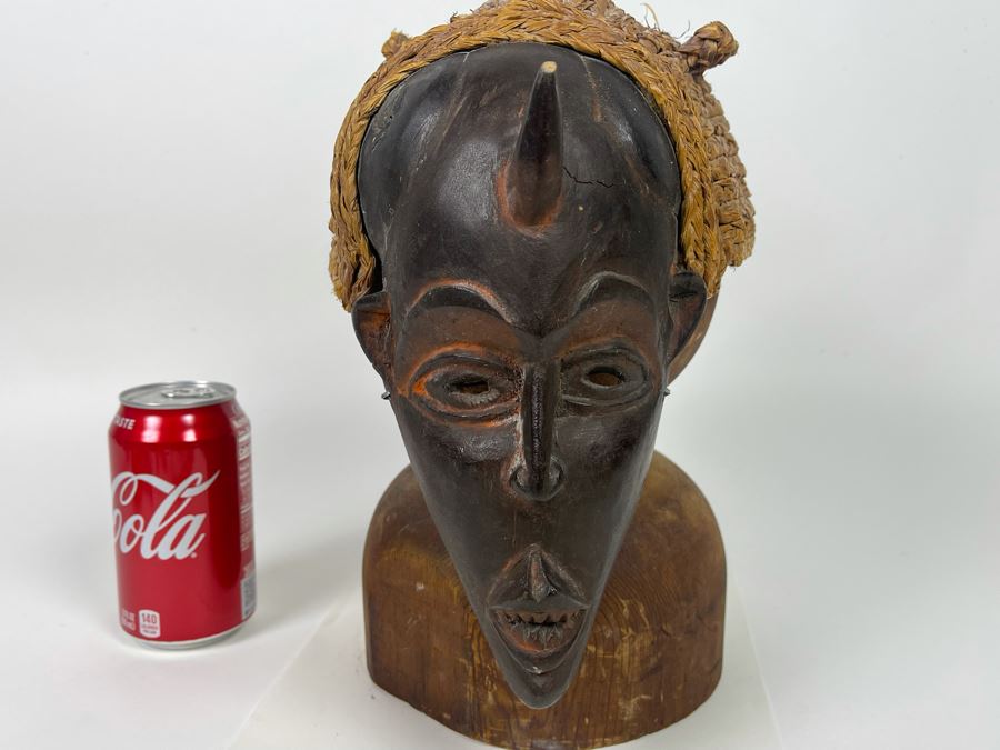 Old Hand Carved African Mask (Does Not Include Wooden Stand) 7W X 10H [Photo 4]