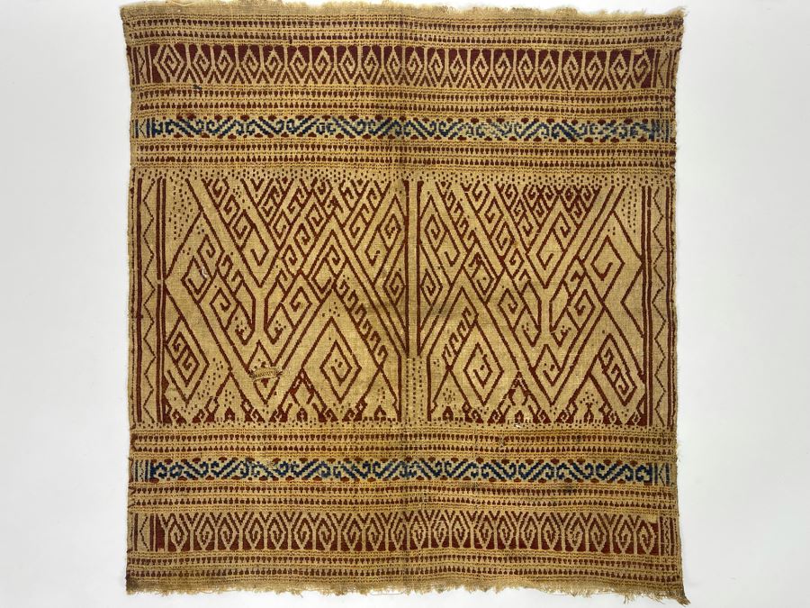 Antique Pre-Columbian Textile 16 X 17