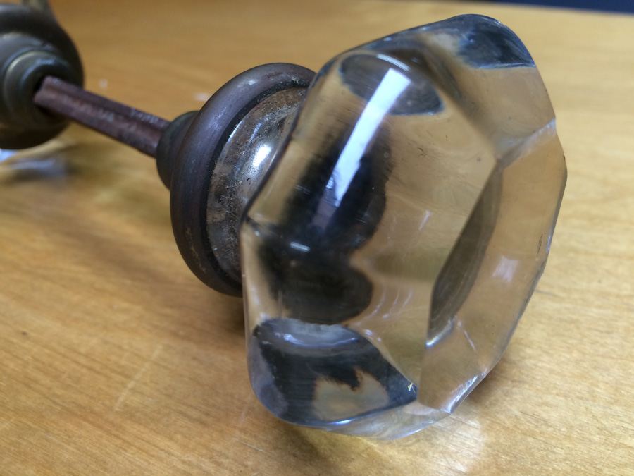 Pair of Glass Door Knobs [Photo 6]