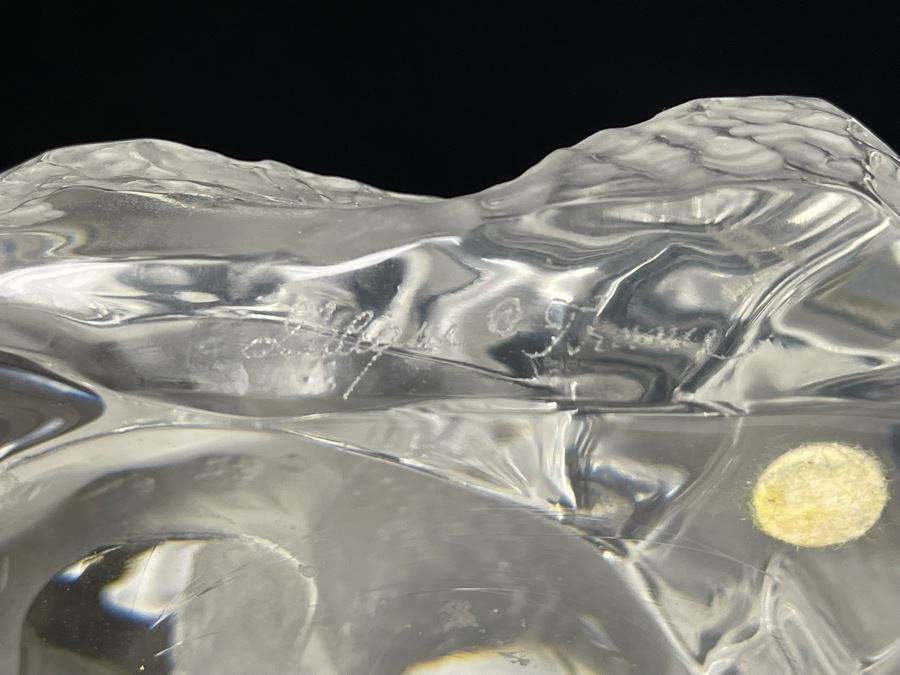 Lalique France Signed Tancrede Crystal Cheetah Sitting On Rocks 8W X 4.5D X 10H Estimate $900 [Photo 11]