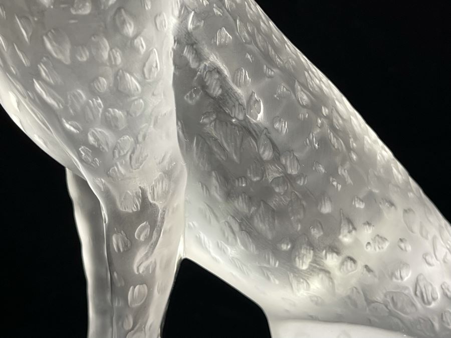 Lalique France Signed Tancrede Crystal Cheetah Sitting On Rocks 8W X 4.5D X 10H Estimate $900 [Photo 14]