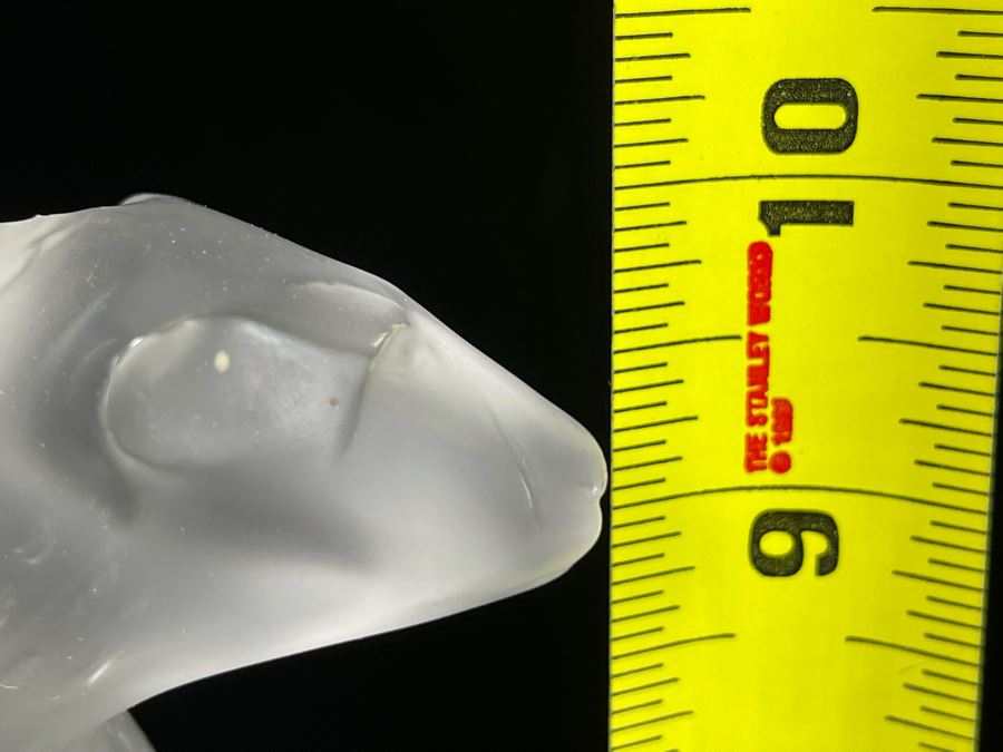 Lalique France Signed Tancrede Crystal Cheetah Sitting On Rocks 8W X 4.5D X 10H Estimate $900 [Photo 17]