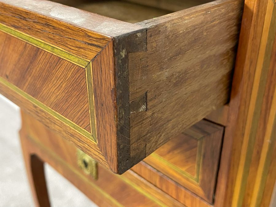 Beautiful Inlaid Wooden French Louis XV 3-Drawer Nightstand Side Table With Ormolu Mounts 21W X 12D X 28H [Photo 8]