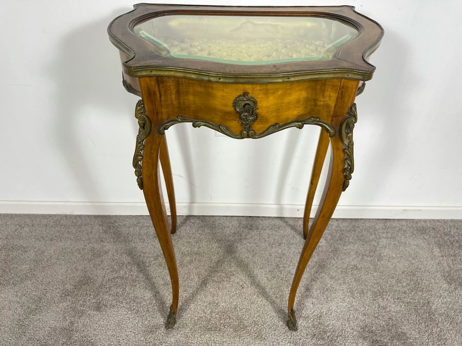 Beautiful Wooden French Louis XV Vitrine Side Table With Ormolu Mounts Hinged Glass Top Lockable With Key (Slight Chip In Beveled Glass Top) 18.5W X 14D X 28H [Photo 1]