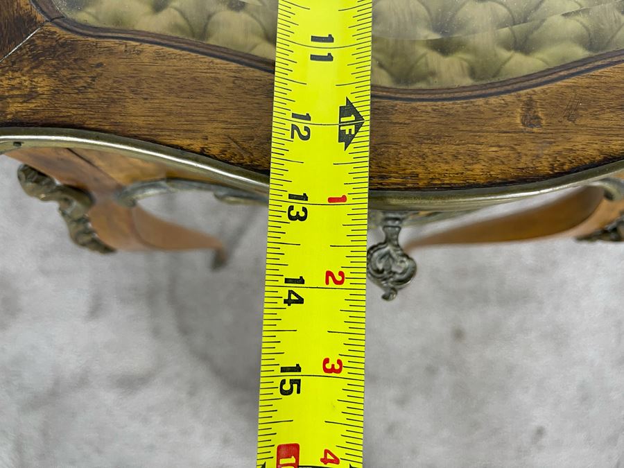 Beautiful Wooden French Louis XV Vitrine Side Table With Ormolu Mounts Hinged Glass Top Lockable With Key (Slight Chip In Beveled Glass Top) 18.5W X 14D X 28H [Photo 26]