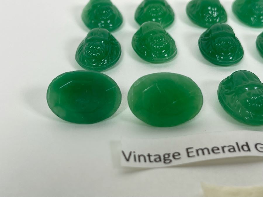 (18) Vintage Emerald Glass Scarabs From Occupied Japan 18 X 13 [Photo 9]