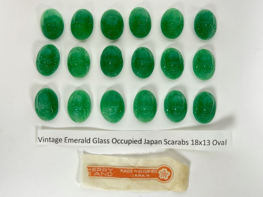 (18) Vintage Emerald Glass Scarabs From Occupied Japan 18 X 13 [Photo 1]
