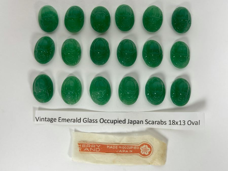 (18) Vintage Emerald Glass Scarabs From Occupied Japan 18 X 13 [Photo 4]