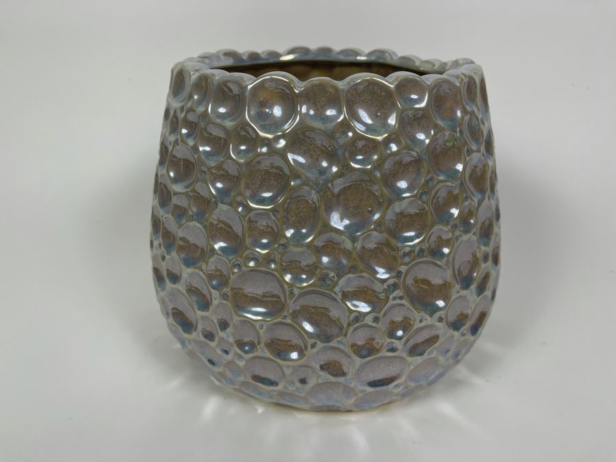 Modern Silver Ceramic Vase 8H Retails $59 [Photo 3]