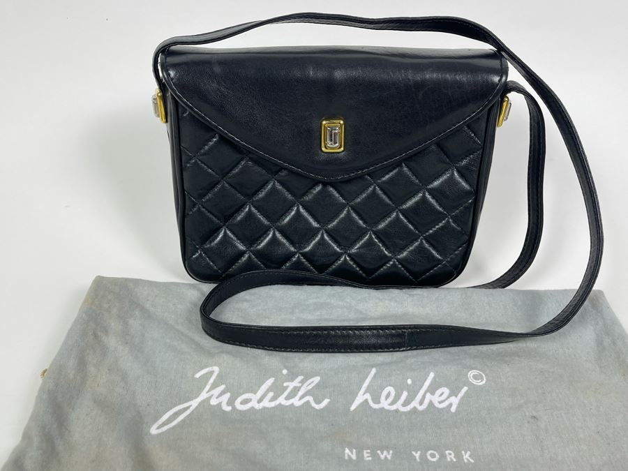 Judith Leiber Leather Handbag With Dust Cover [Photo 3]