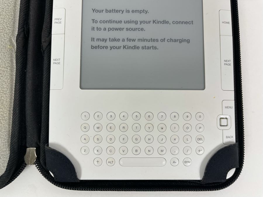 Amazon Kindle With Case [Photo 4]