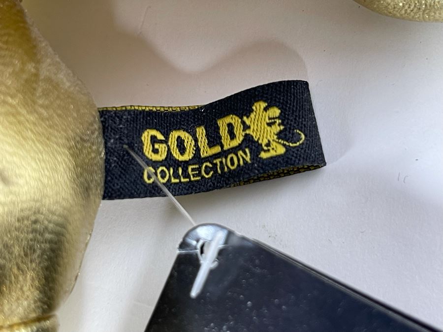 Walt Disney Mickey Mouse Gold Collection Plush [Photo 7]