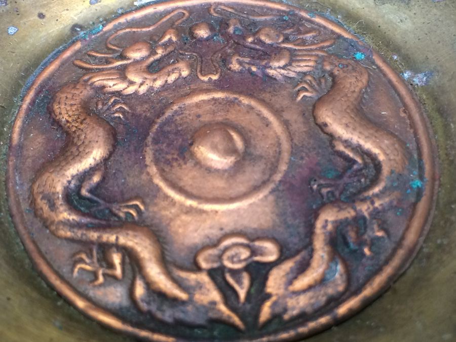Vintage Brass and Copper Chinese Ashtray with Dragons [Photo 5]