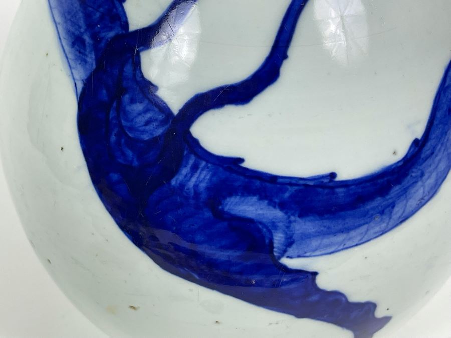 Antique Chinese Blue And White Finely Painted Dragon Porcelain Vase 13.5H [Photo 15]