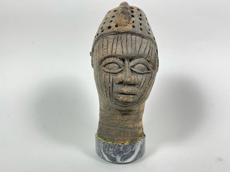 Old African Pottery Sculpture On Marble Base 9H [Photo 3]