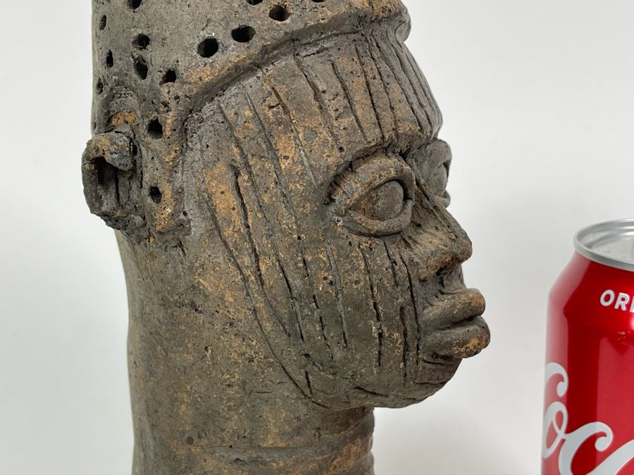 Old African Pottery Sculpture On Marble Base 9H [Photo 5]