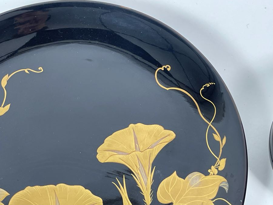 Signed Black And Gold Lacquer Plate 8R And Lidded Box 3.5R [Photo 5]