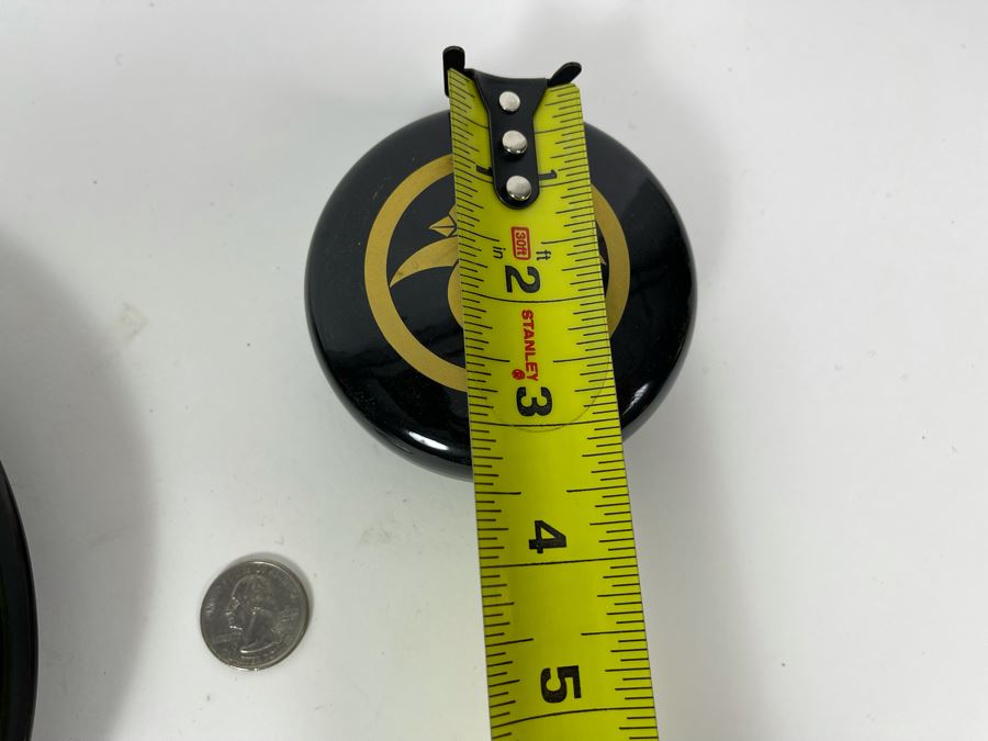 Signed Black And Gold Lacquer Plate 8R And Lidded Box 3.5R [Photo 14]