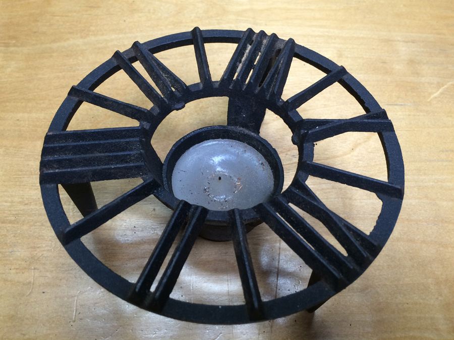 Pyrex Cast Iron Sundial Sterno Candle Holder [Photo 5]