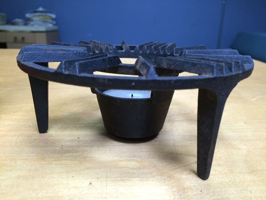 Pyrex Cast Iron Sundial Sterno Candle Holder [Photo 3]