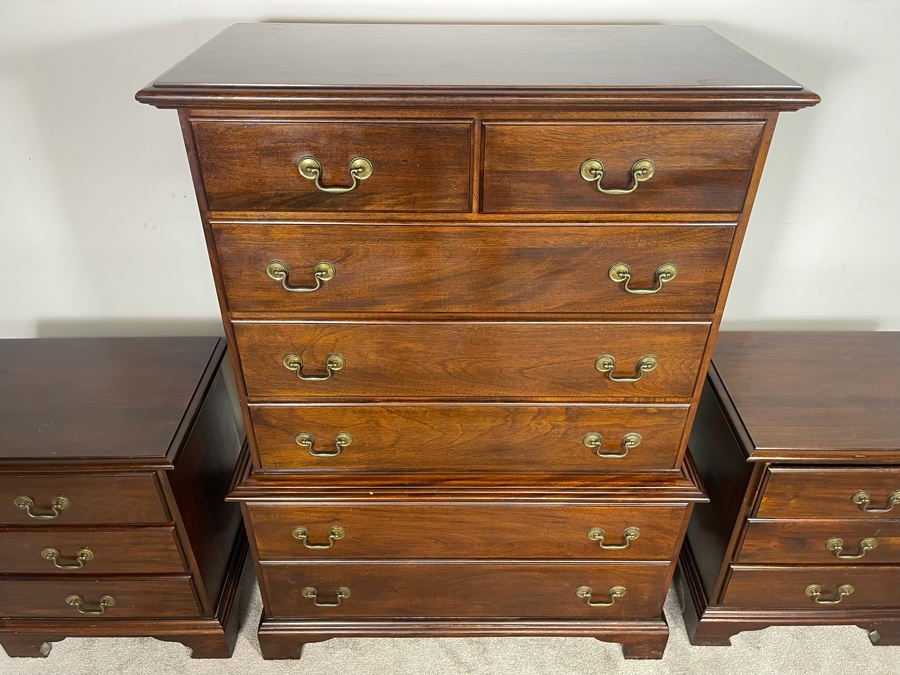 Mahagony Chest Of Drawers 7-Drawer Dresser 38W X 18D X 53H With Matching Pair Of Nightstands 23W X 16D X 26H [Photo 4]