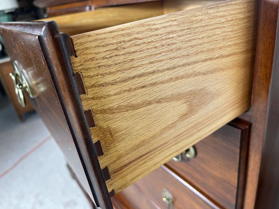 Mahagony Chest Of Drawers 7-Drawer Dresser 38W X 18D X 53H With Matching Pair Of Nightstands 23W X 16D X 26H [Photo 6]