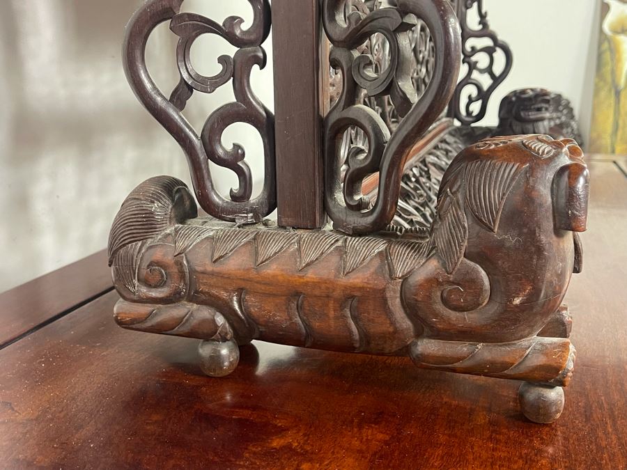 Outstanding Vintage Chinese Freestanding Intricately Carved Rosewood Mirror Flanked By Carved Foo Dogs - 31W X 12D X 43H - Must See In Person [Photo 21]