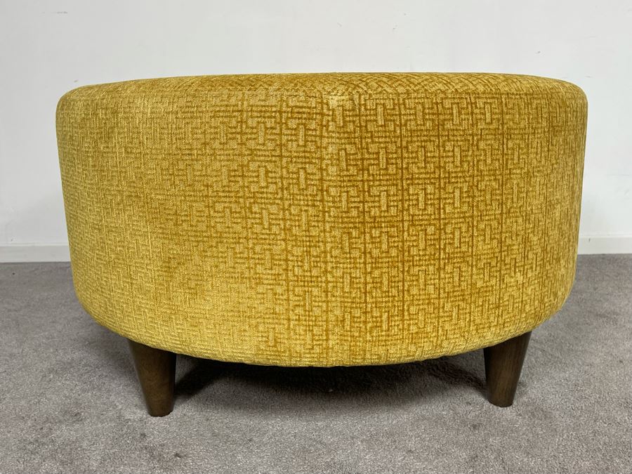 La-Z Boy Round Ottoman 33R X 18H [Photo 2]