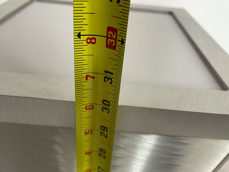 Modernist Museum Pedestal Stand With Lighting 12.5W X 30H [Photo 9]