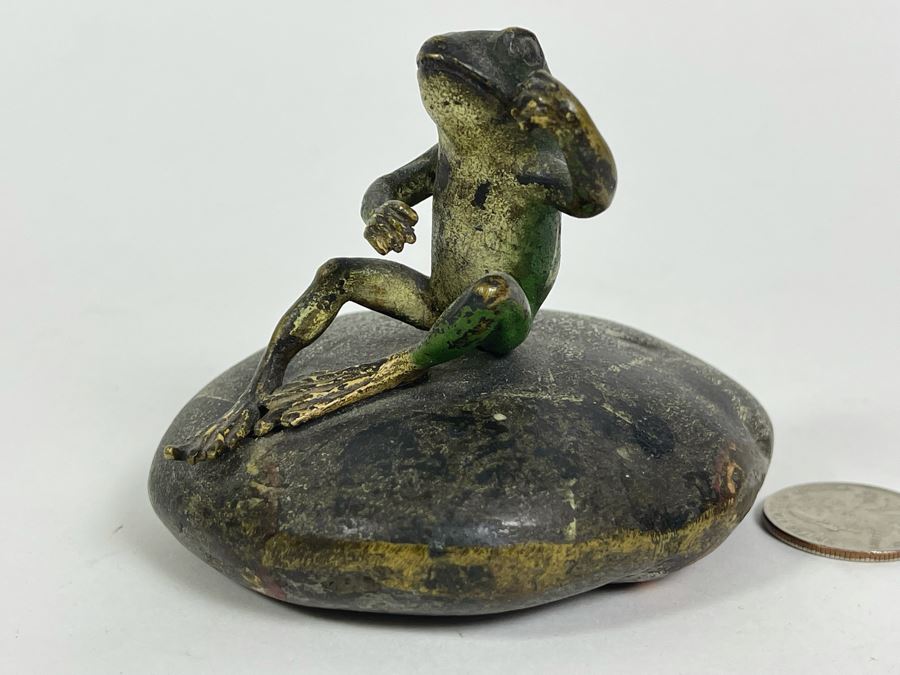 Old Painted Bronze Of Frog Sitting On Rock 3W X 3H [Photo 3]