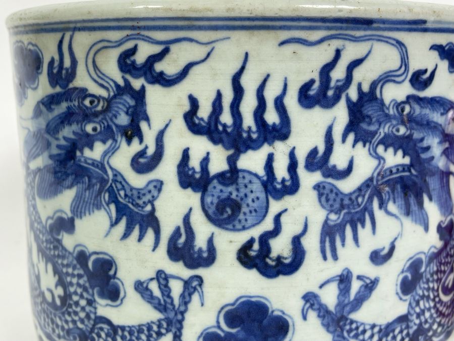 Antique Chinese Blue And White Porcelain Dragon Design Flower Pot 8.5W X 6.5H With Wooden Stand [Photo 7]