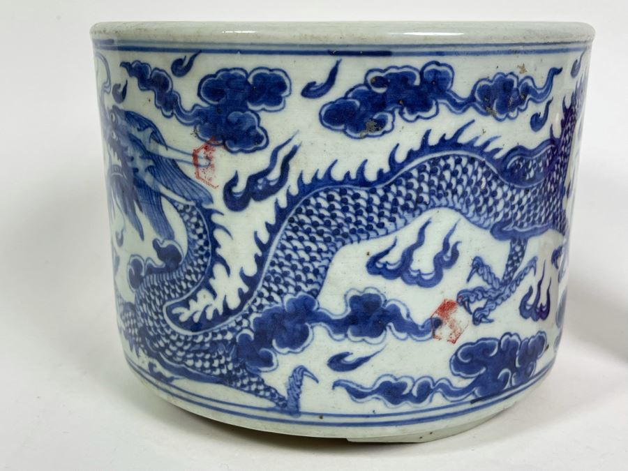 Antique Chinese Blue And White Porcelain Dragon Design Flower Pot 8.5W X 6.5H With Wooden Stand [Photo 9]