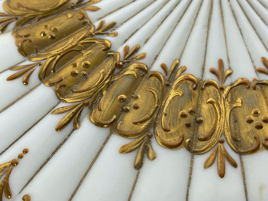 Impressive Vintage Gold Hand Decorated Milk Glass Box 6W X 4D X 4H [Photo 10]