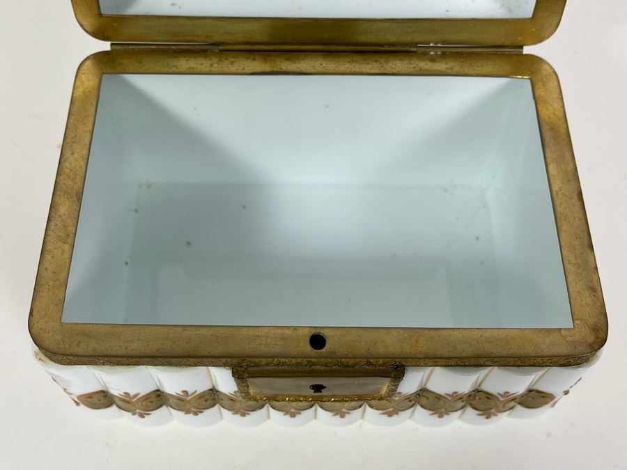 Impressive Vintage Gold Hand Decorated Milk Glass Box 6W X 4D X 4H [Photo 9]