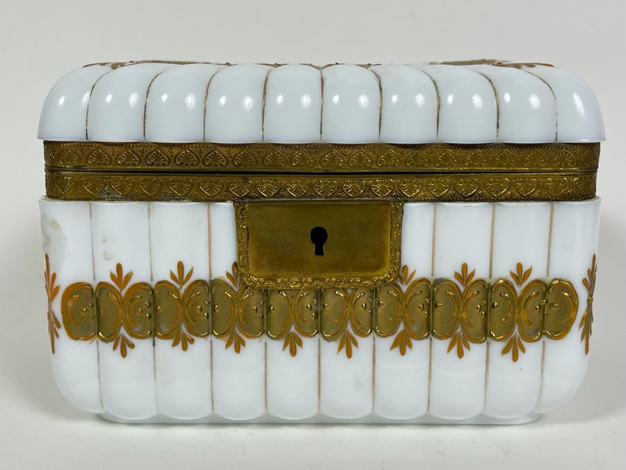 Impressive Vintage Gold Hand Decorated Milk Glass Box 6W X 4D X 4H [Photo 3]
